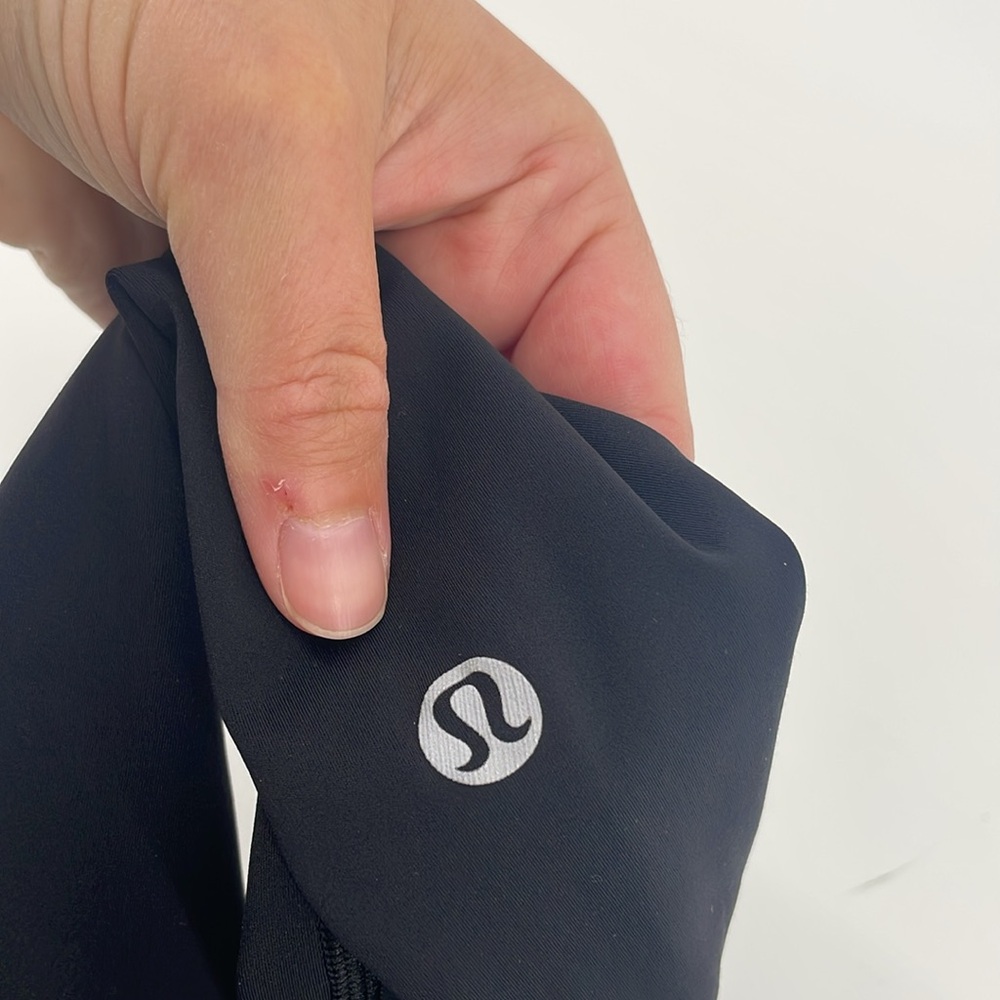 Lululemon Fast and Free Tight II in Black 6 A17 - Picture 6 of 7